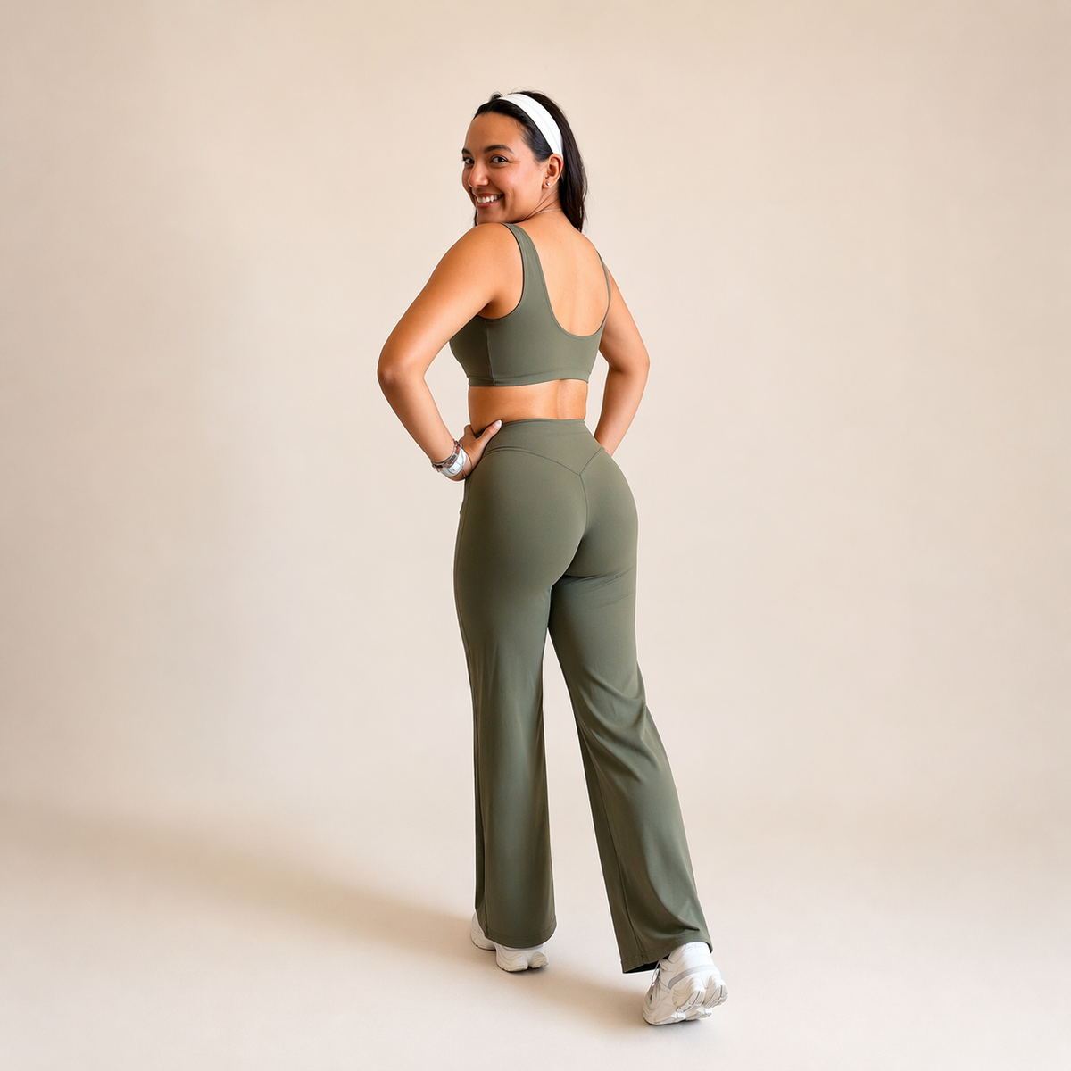 Vela Wide-Leg · Olive