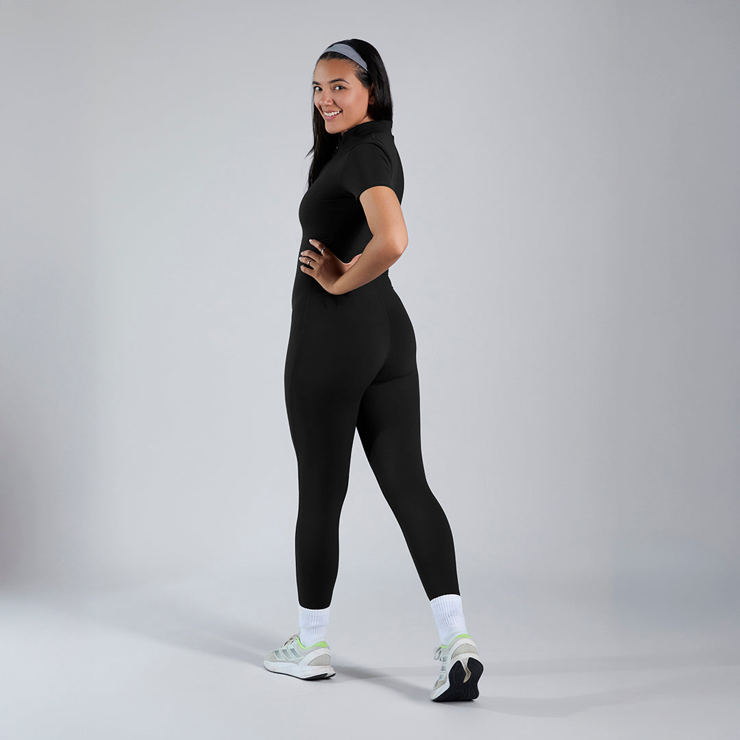Aura Short · Black